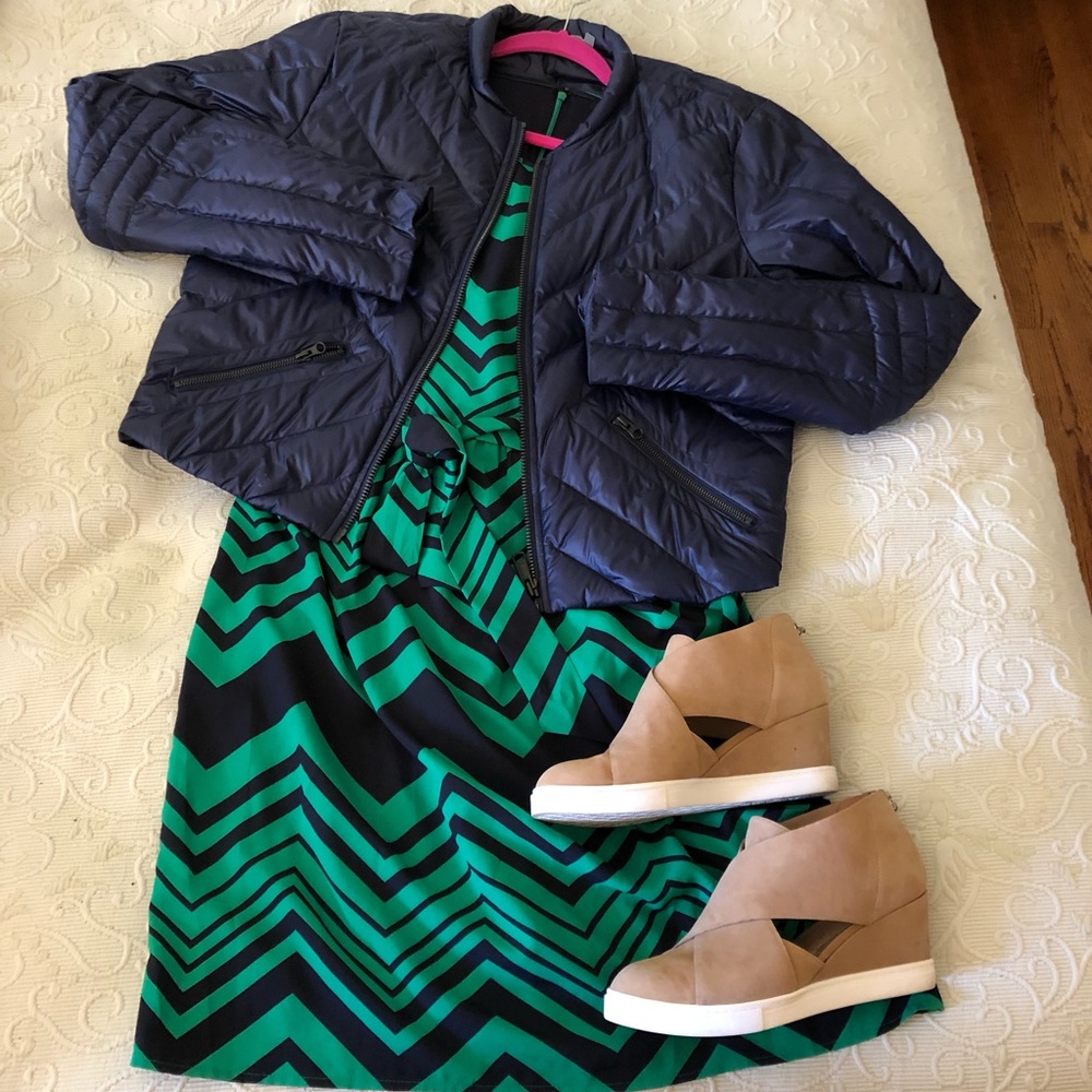 NAVY bomber puffer jacket